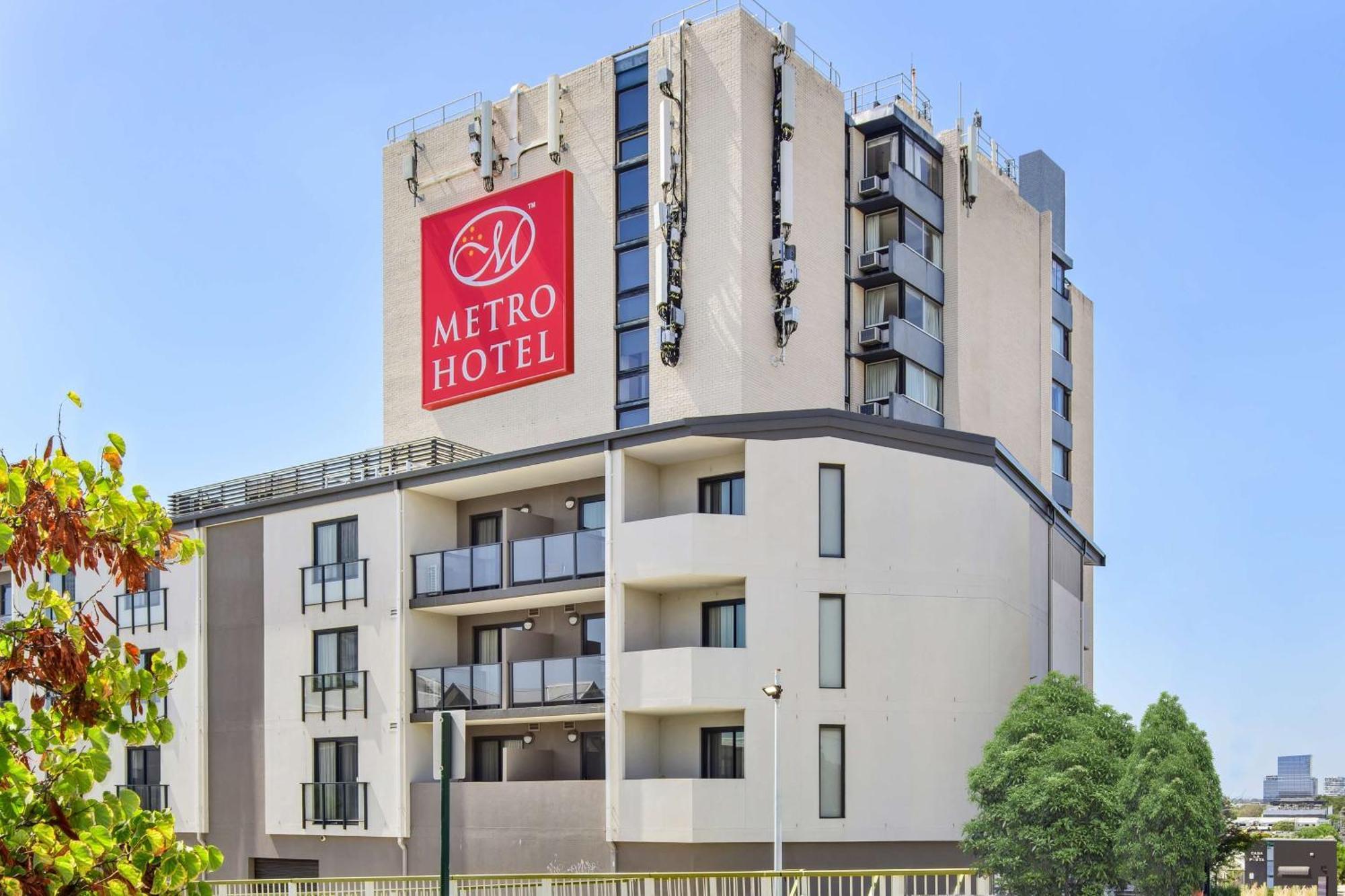 Metro Hotel Пърт Екстериор снимка